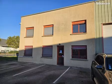 local d'activité 694m² à vénissieux