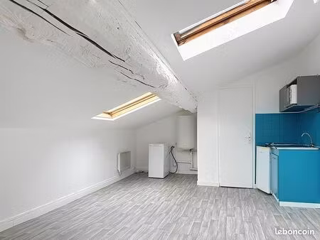 studio 1 pièce 26 m²