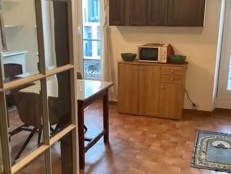 bail mobilité ou étudiant studio rue piétonne calme près de la promenade des anglais