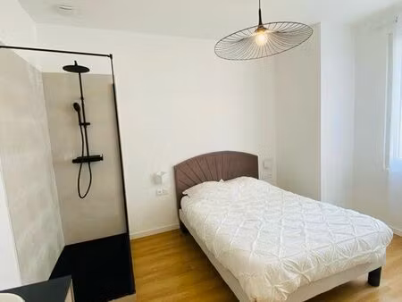 t2 appartement ( pharo / catalans)