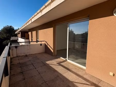 appartement 3 pièces 63 m² rue paul preboist 13013 marseille