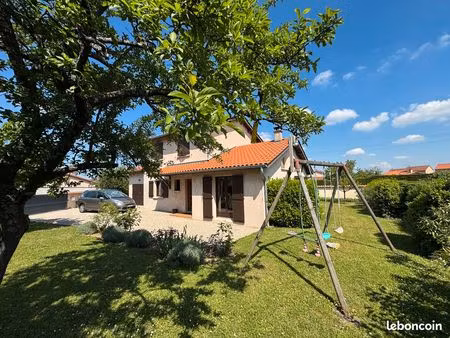 maison 6 pièces 122m2 petit perron