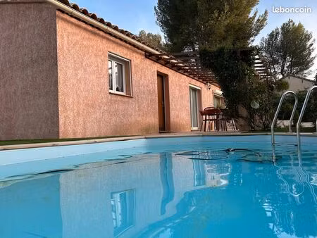 villa dpe a rare à aubagne – piscine + 719 m² – 519 000