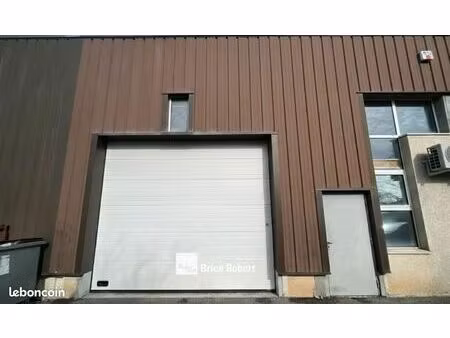 local bureaux 155 m²