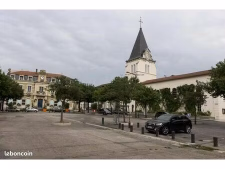 studio 1 pièce 14 m²