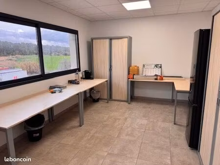 bureaux 19 m² lambesc