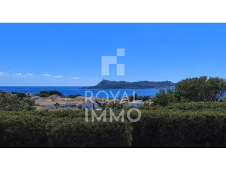 six fours les plages - vue mer - t2 + combles