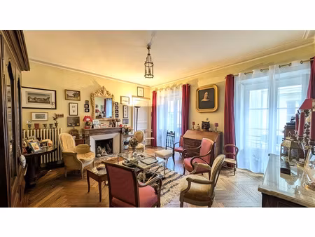 préfecture - 3 pièces avec ascenseur