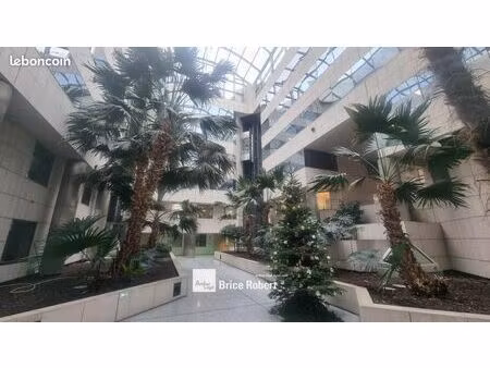 bureaux 262 m²