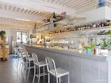 café/hôtel/restaurant 180 m²