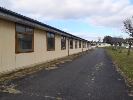 entrepots pour diverses activités