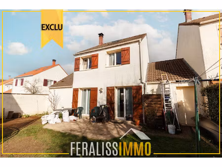 maison familiale lumineuse  pratique et proche de tout !