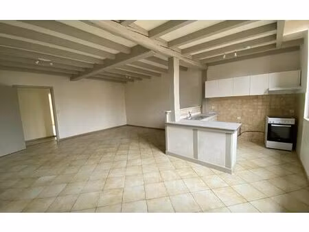 location appartement  m² t-4 à castres  660 €