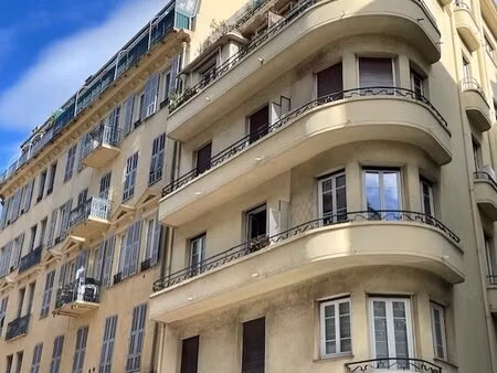 charmant 2 pièces centre ville