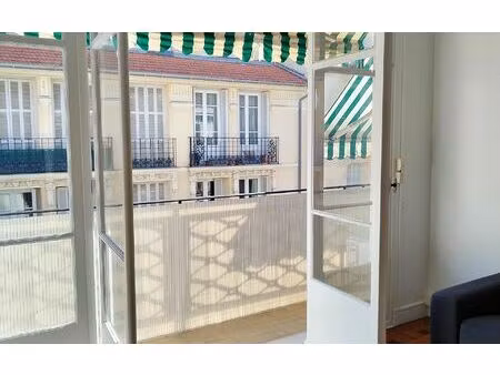 location appartement  29.61 m² t-1 à nice  993 €