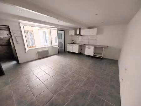 studio rénové avignon im - lycée mistral