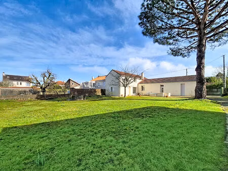 saint sebastien sur loire grande maison familiale 4 chambres terrain divisible de 1640m2