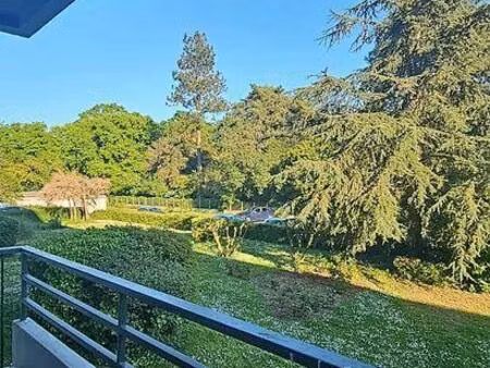 location appartement 4 pièces 65 m² à angers (49000)