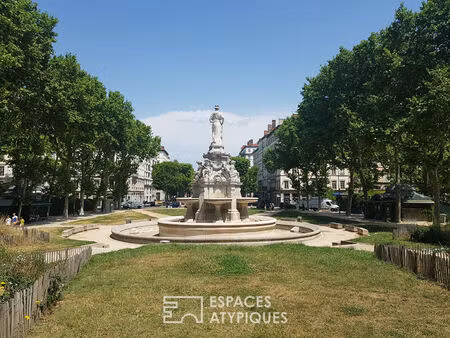 très beau studio au sein d'une copropriété de standing à foch