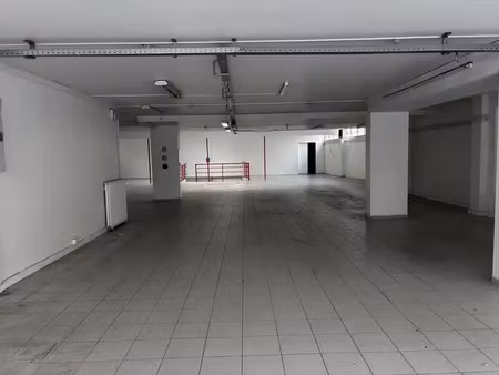 local à louer - 650 m² - secteur villeurbanne