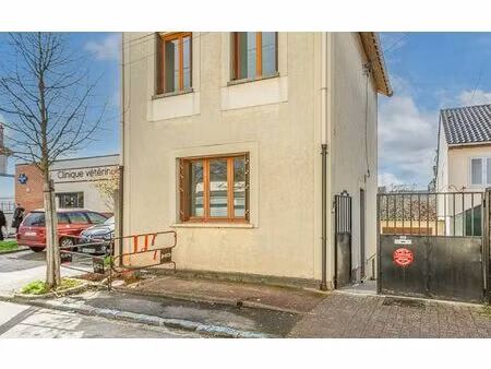 maison montgeron 97 m² t-5 à vendre  319 500 €