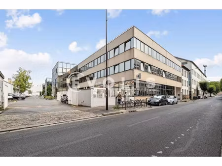a louer - locaux d'activité et bureaux - ivry sur seine (94)