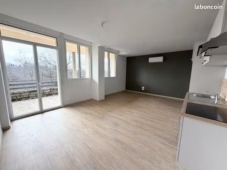 appartement 3 pièces 63 m²