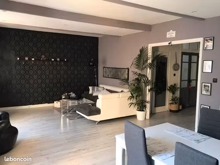 appartement à louer f3 + grande terrasse