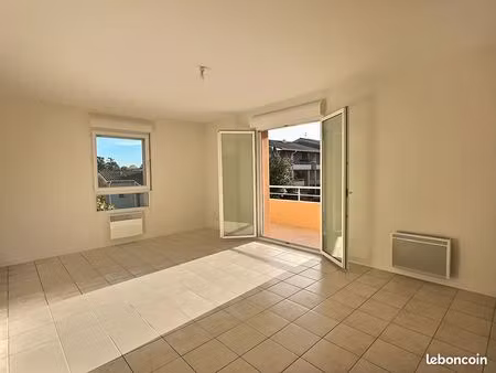 appartement 3 pièces 65 m²