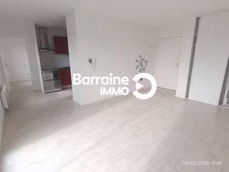 location appartement 3 pièces à saint-pol-de-léon (29250) : à louer 3 pièces / 52m² saint-