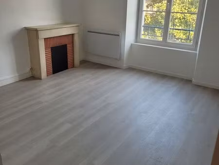 appartement t3 de 62.57 m² - conde en normandie