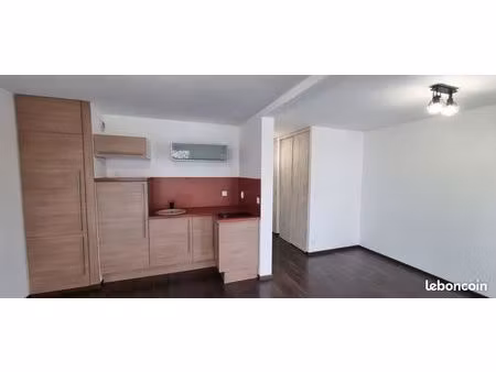 charmant studio rénové 30m² - balcon & garage