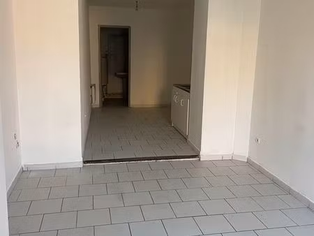 studio 35m2 rdc aubignan centre