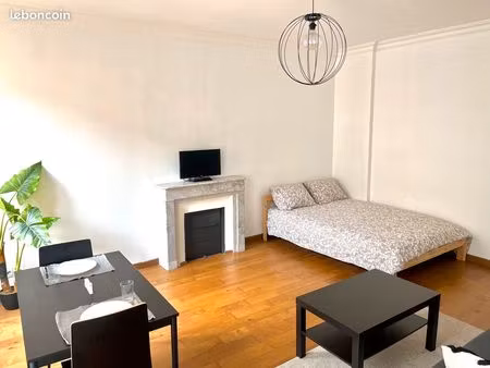 location studio joliette proche vieux port