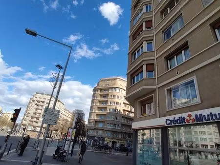 studio 1 pièce 19 m²