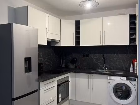 appartement t2 piscine + parking