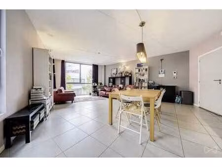 quartier louise : lumineux appartement 1 chambre
