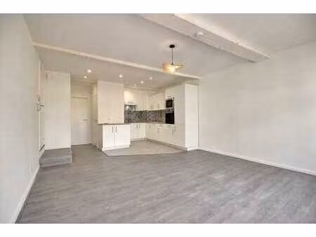 appartement 1 chambre remis à neuf de 65 m² en centre de wav