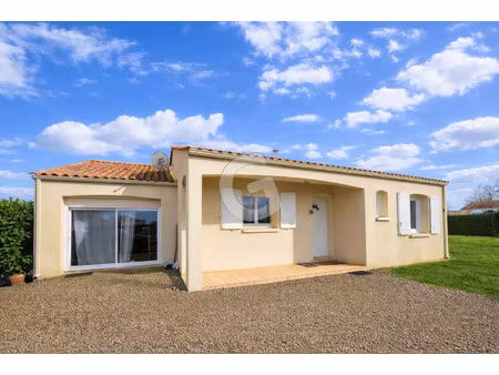 vente maison 4 pièces 93 m² le bernard (85560)