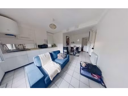 location appartement  40.5 m² t-1 à lyon 9  850 €