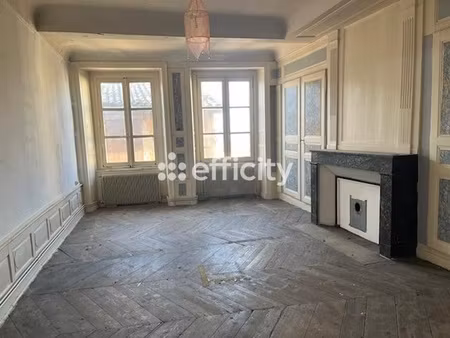 immeuble 17 pièces - 450 m²