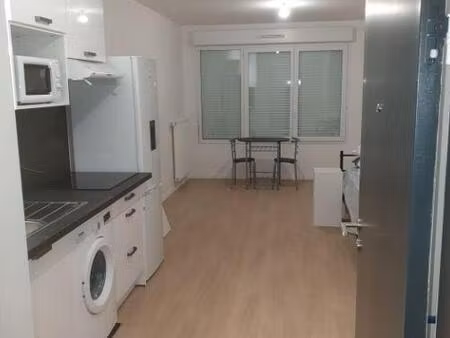 location appartement 1 pièce 26 m² à villepinte (93420)