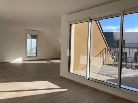 location appartement 3 pièces à saint-malo (35400) : à louer 3 pièces / 81m² saint-malo