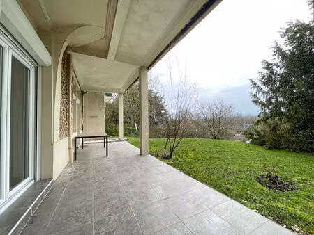 location appartement 3 pièces  86.00m²  athis