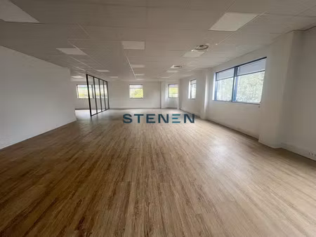location-bureaux-aix-en-provence-152m²