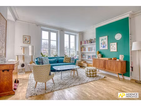versailles saint-louis appartement 7 pièces en duplex 165.38 m² au sol situé au 2ème et 3è