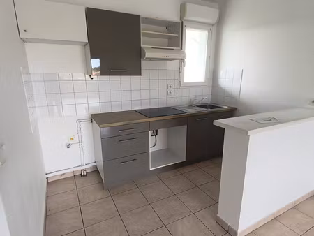 appartement t2 avec balcon  parking et cellier - gujan-mestr