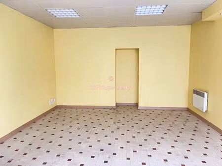 opportunité commerce darney centre – 34m²