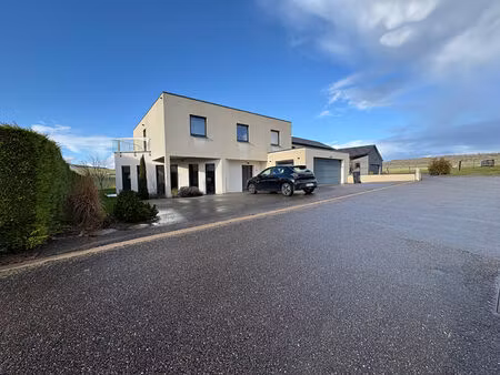 maison d'exception à delme prestations de qualité /jardin/garage