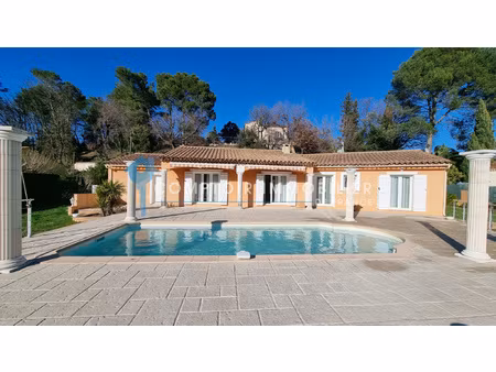 var (83) - à vendre - la motte - superbe villa 4 chambres av